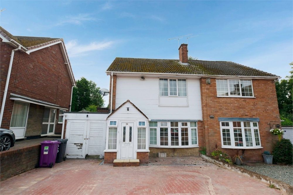 Chartwell Drive, Wolverhampton, West Midlands WV10  