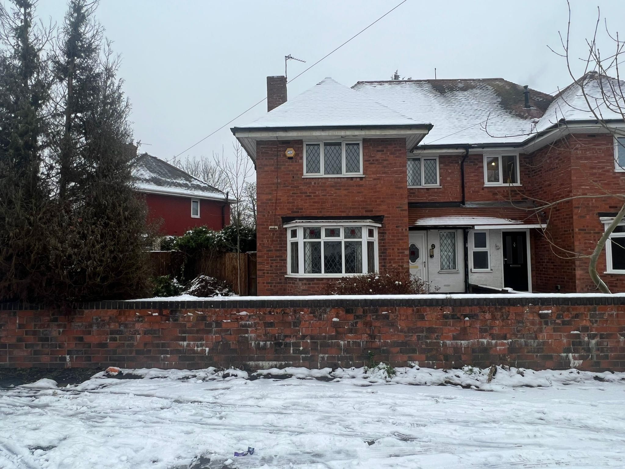 4 bed property to rent in St. Annes Road, Wolverhampton WV10 Zoopla