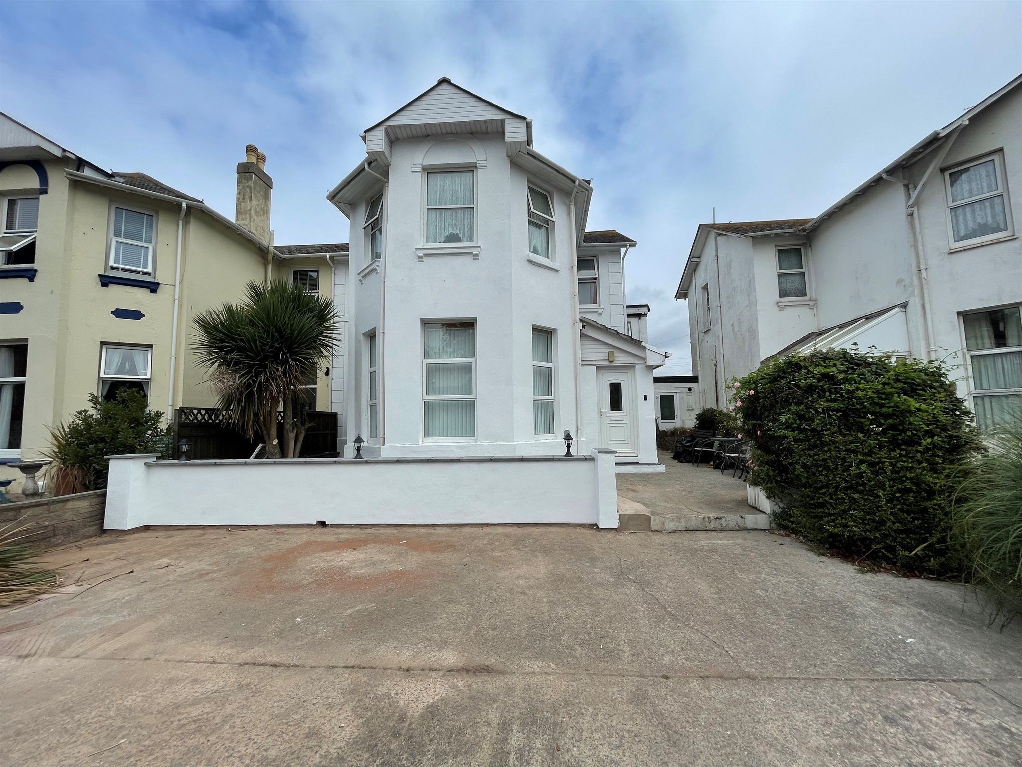 8 bed semidetached house for sale in Sands Road, Paignton TQ4 Zoopla
