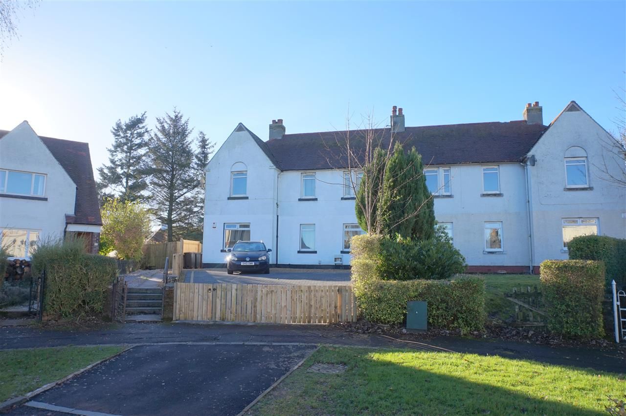 4 bed flat to rent in Moorhill Road, Newton Mearns, Glasgow G77 Zoopla