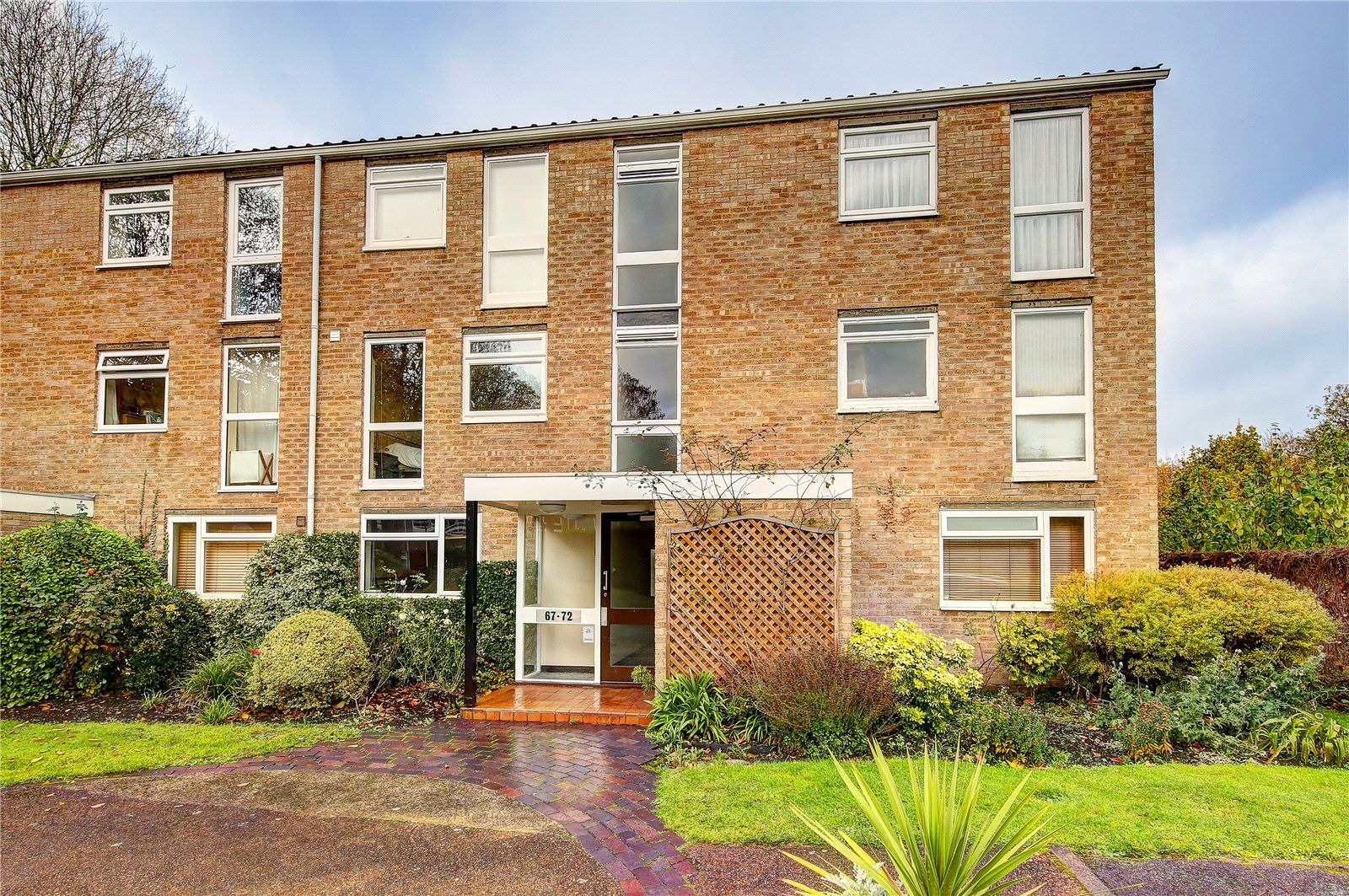 1 bed flat to rent in Harrowdene Gardens, Teddington TW11 Zoopla