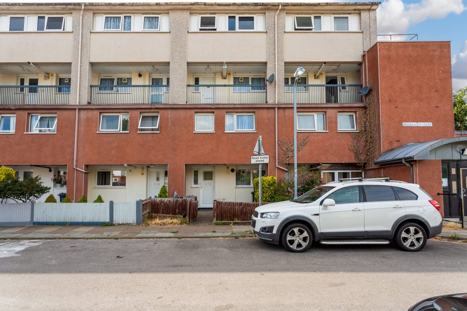 3 bed flat for sale in Brooklands Court, Haslemere Avenue, Mitcham CR4