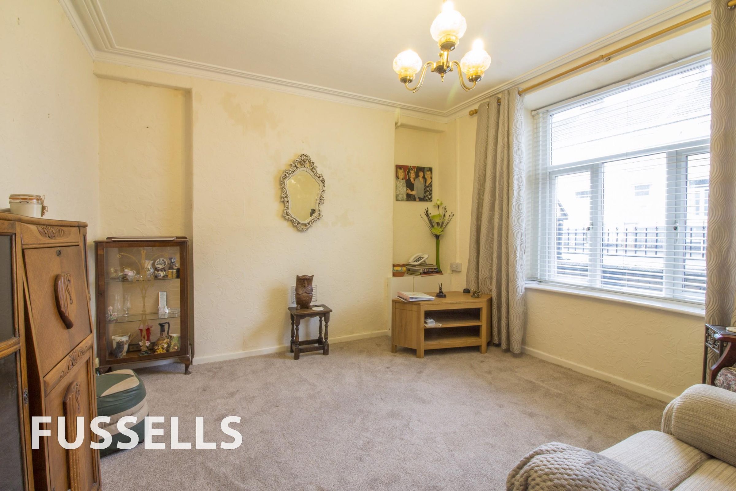 2 bed end terrace house for sale in Oak Terrace, Llanbradach