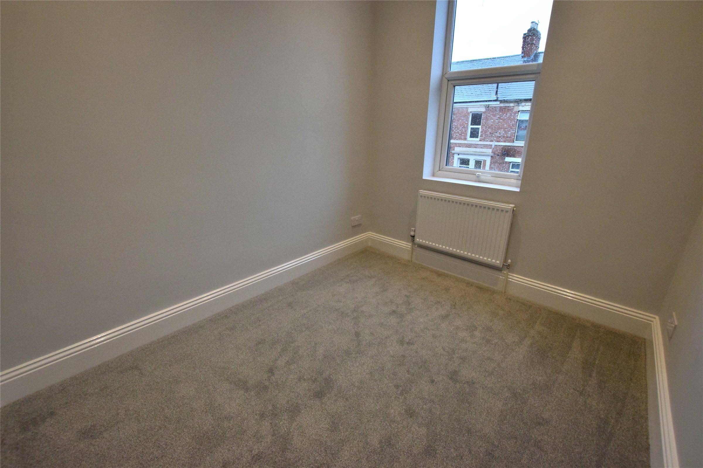 2 bed flat to rent in Eastbourne Avenue, Gateshead NE8 Zoopla