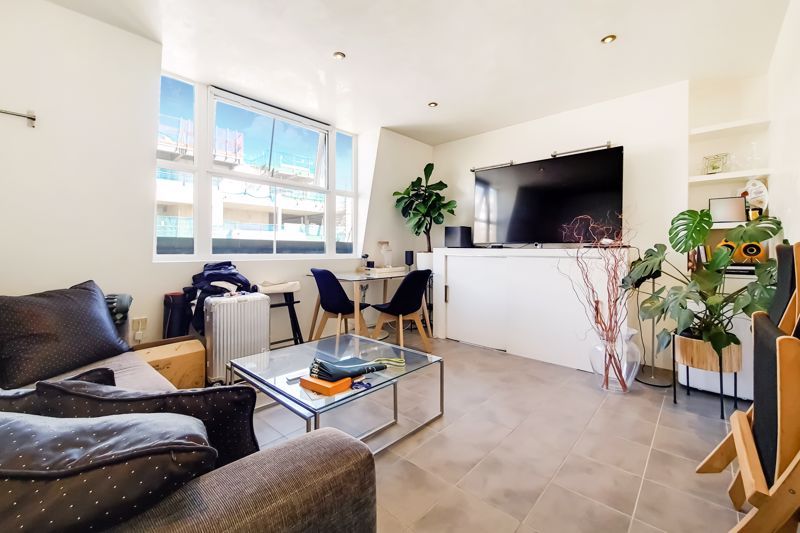 1 bed flat to rent in Kings Road, London SW3 Zoopla