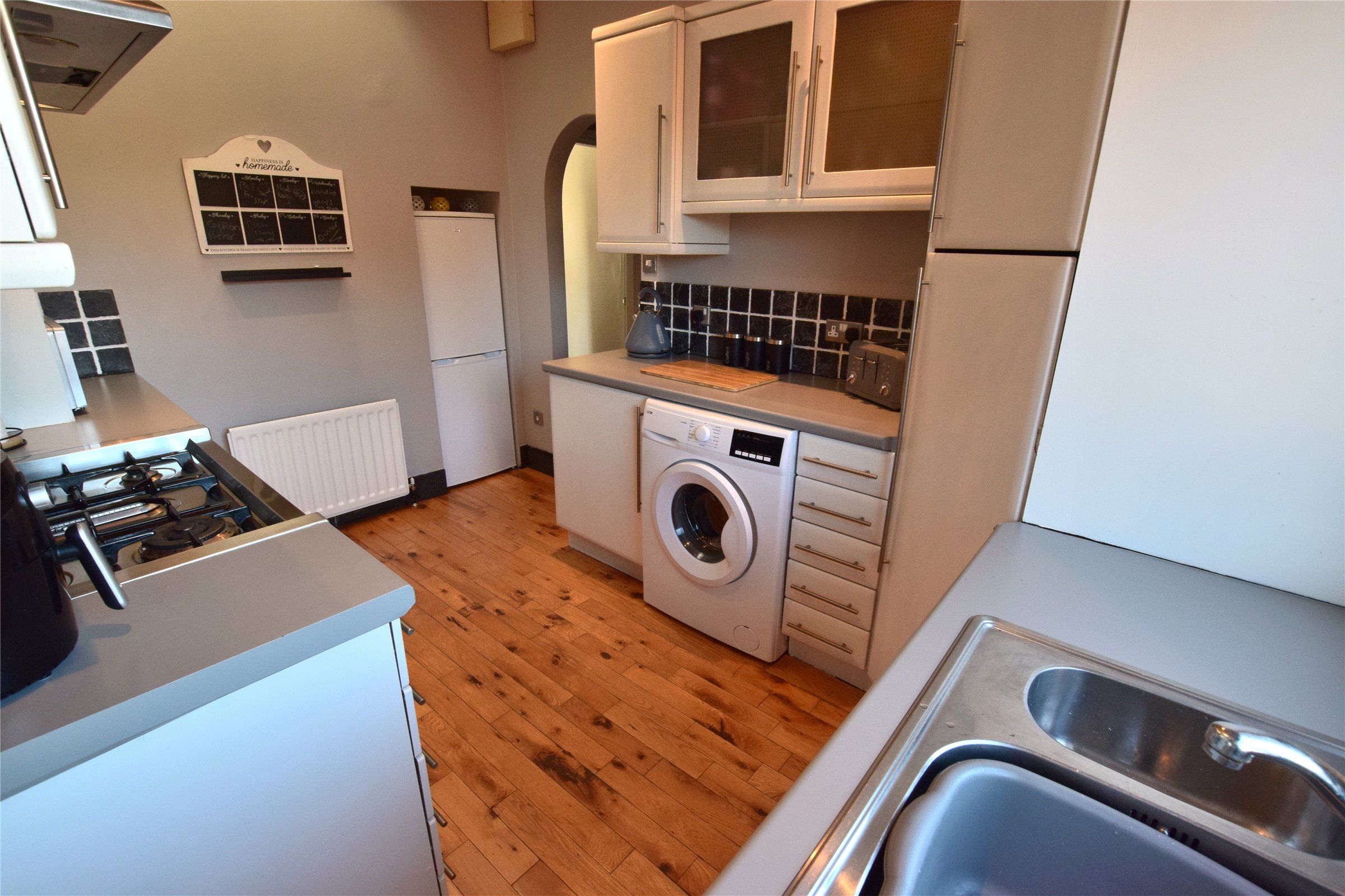 2 bed flat to rent in Southend Road, Sheriff Hill, Gateshead NE9 Zoopla