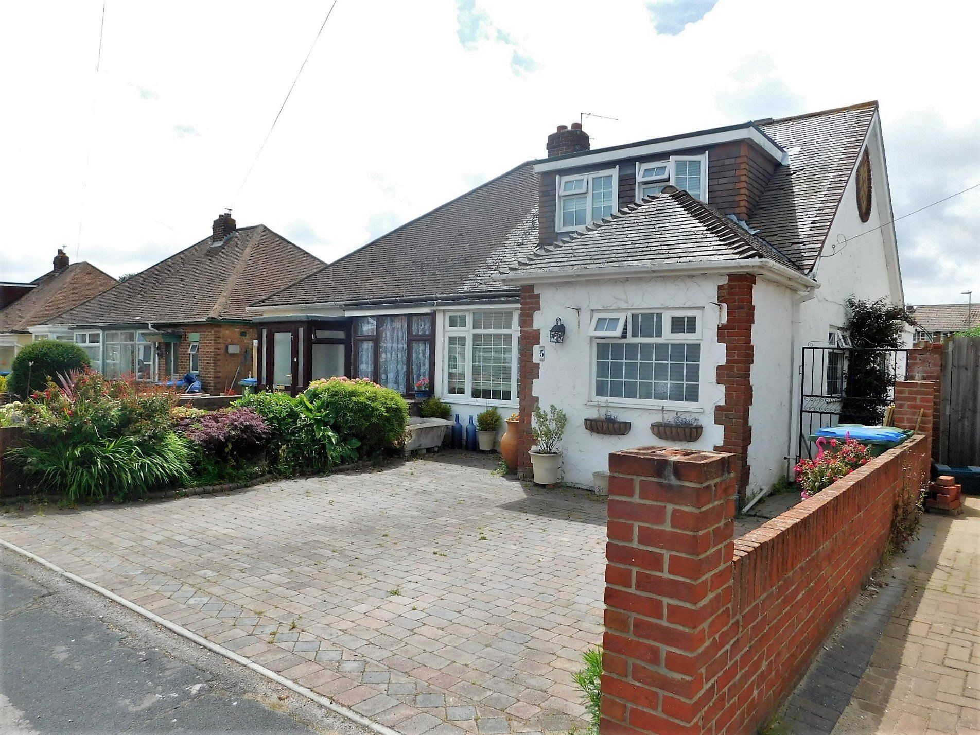 4 bed semidetached bungalow for sale in Benham Grove, Portchester, Fareham PO16 Zoopla