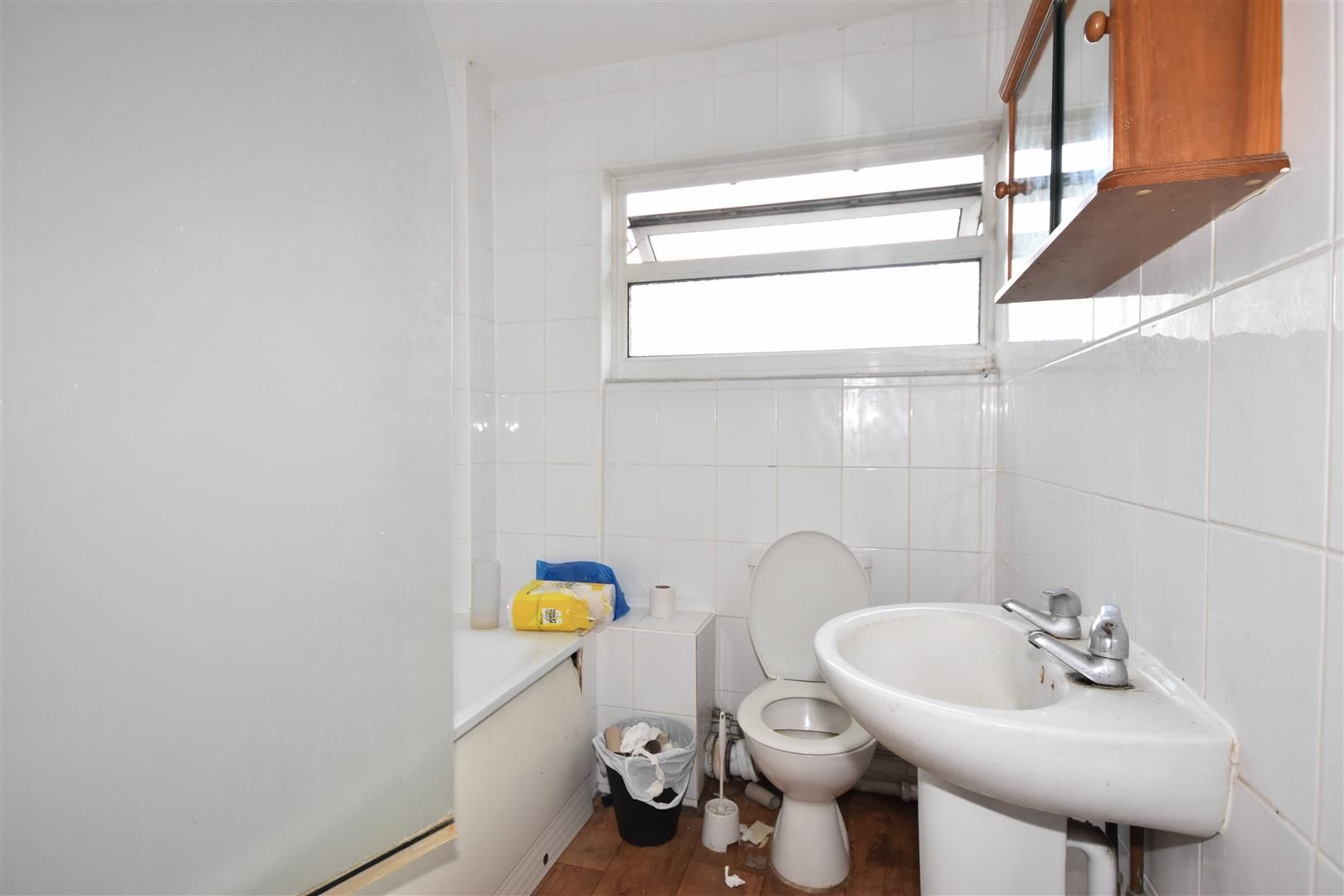 4 bed terraced house for sale in Sturry Road, Canterbury CT1 Zoopla