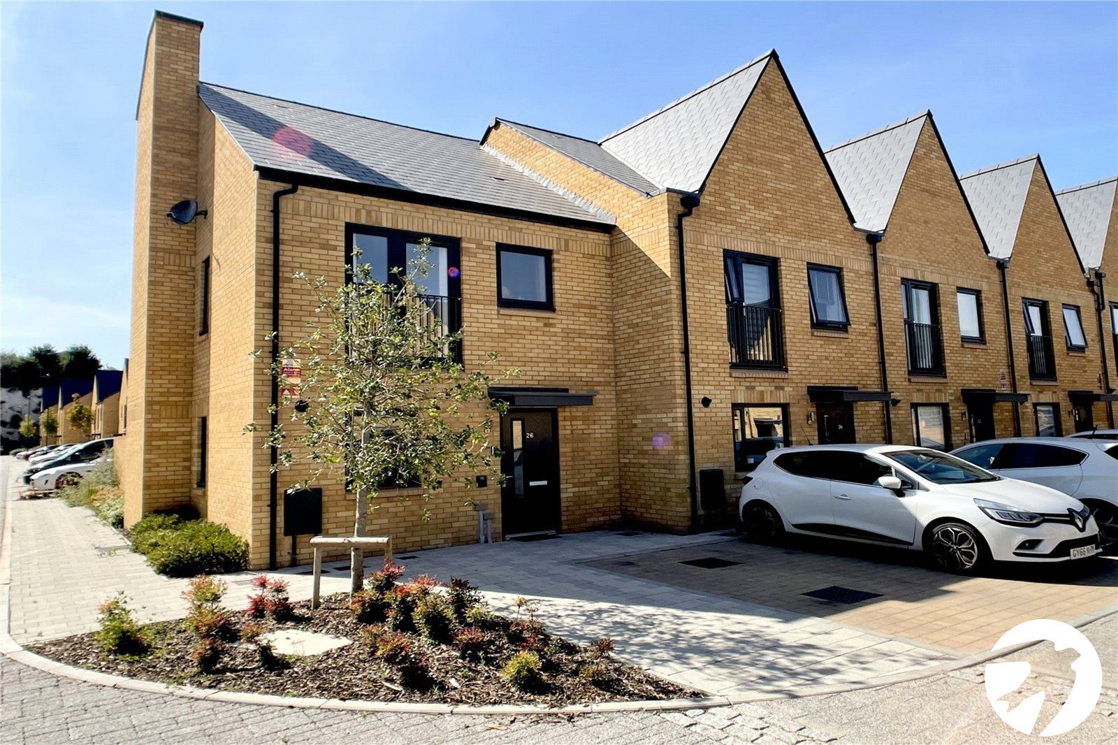 3 bed end terrace house for sale in Cresswell Road, Kent