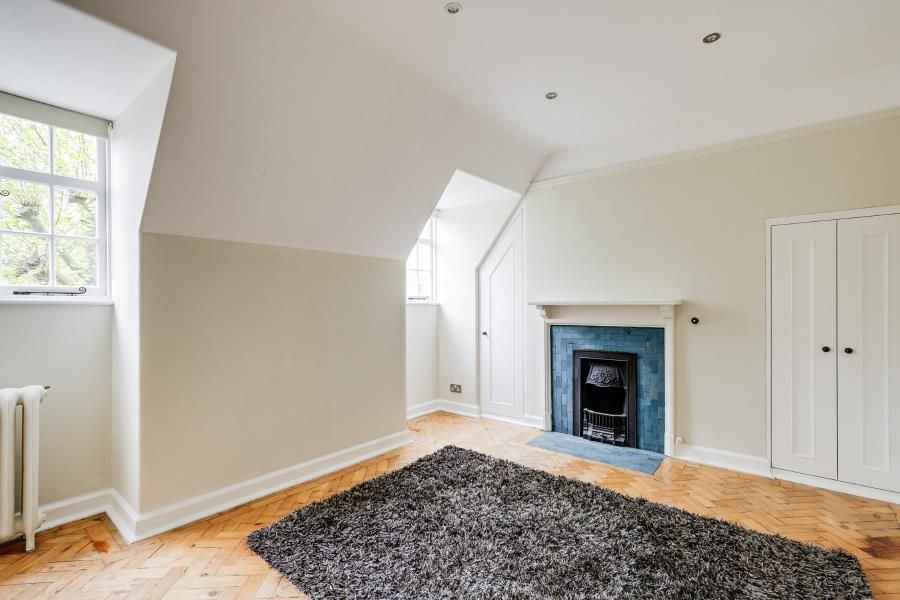 3 bed flat to rent in Temple Fortune Lane, Hampstead Garden Suburb