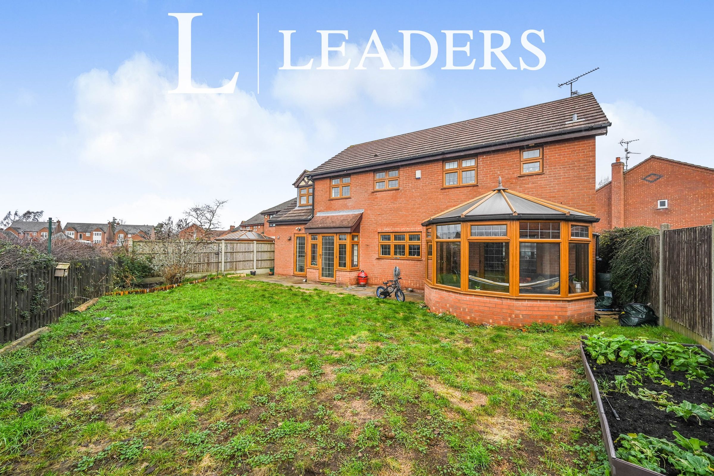 5 bed detached house to rent in Occupation Lane, Edwinstowe, Mansfield