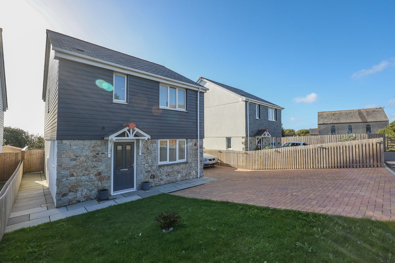 3 bed detached house for sale in Valley View Close, High Street, St