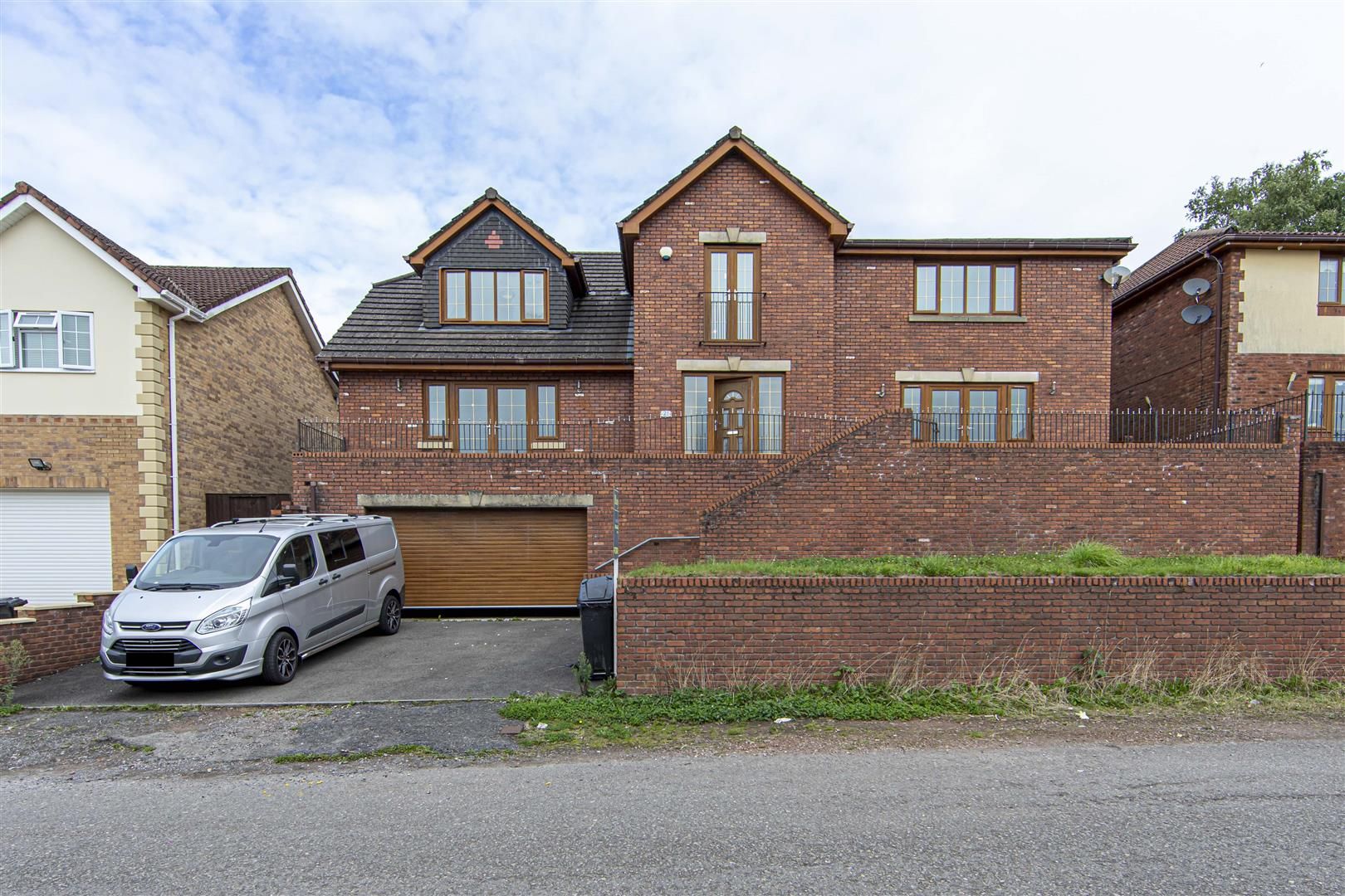 4 bed detached house for sale in Springfield Rise, Treharris CF46 Zoopla