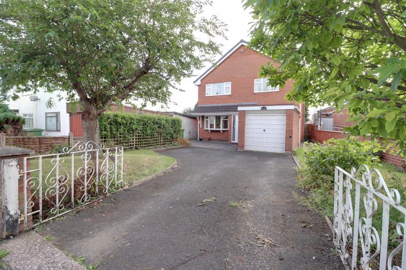 3 bed detached house for sale in First Avenue, Stafford, Staffordshire