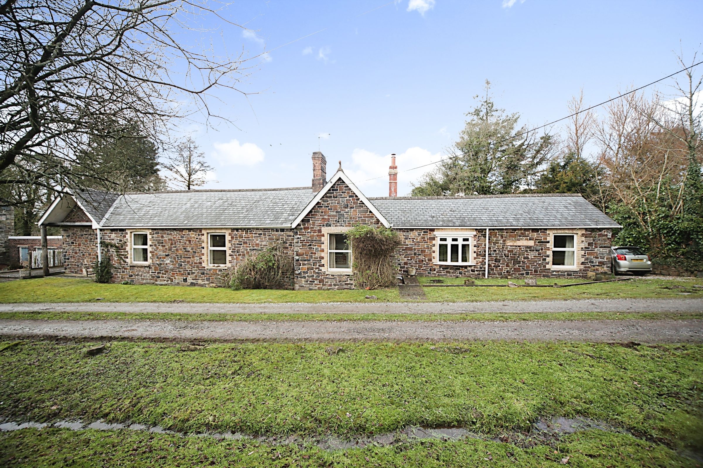 5 bed bungalow for sale in East Anstey, Tiverton EX16 Zoopla