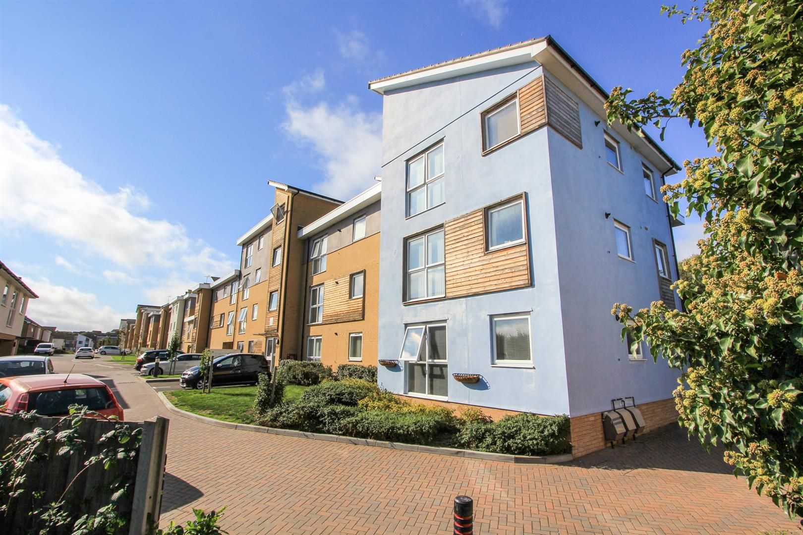 2 bed flat for sale in Olympia Way, Whitstable CT5 Zoopla