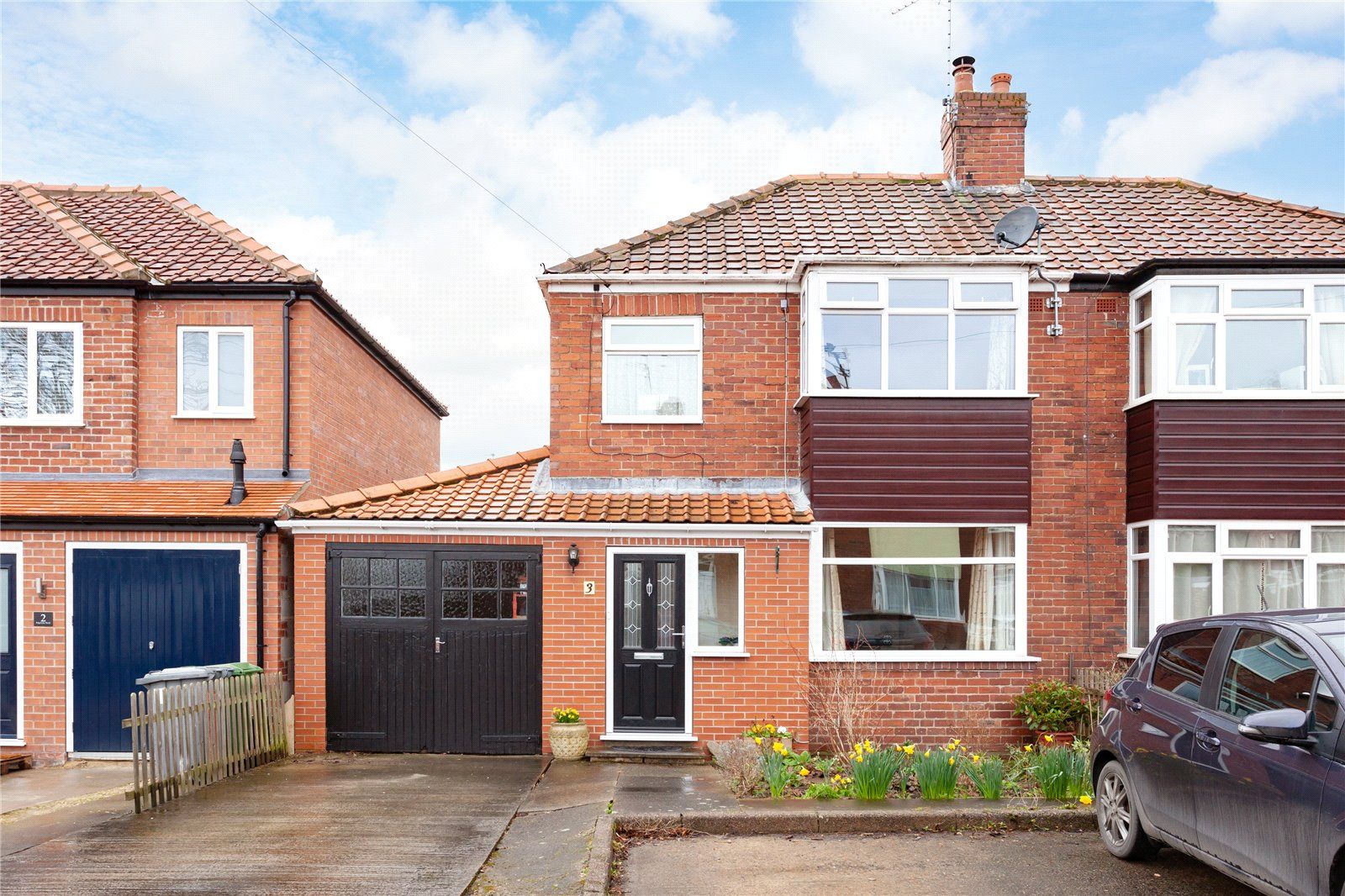 3 bed semidetached house for sale in Edgeware Road, York, North