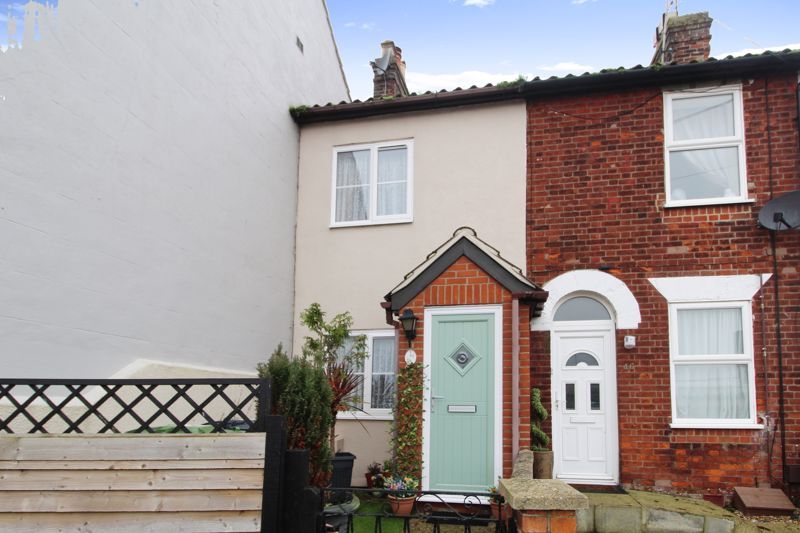 2 bed terraced house for sale in Blackwall Reach, Gorleston, Great