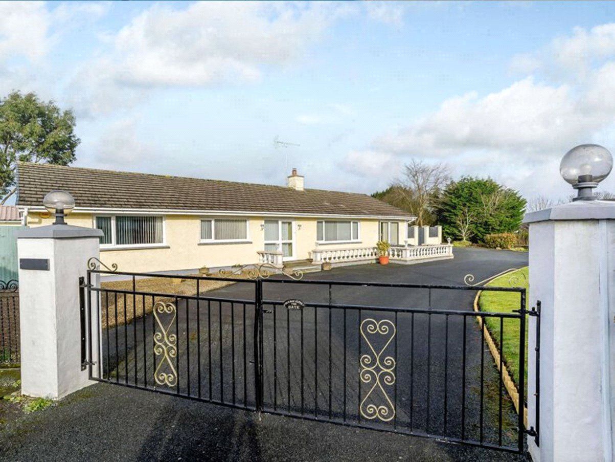5 bed bungalow for sale in Cross Inn, Llandysul, Cross Inn, Llandysul