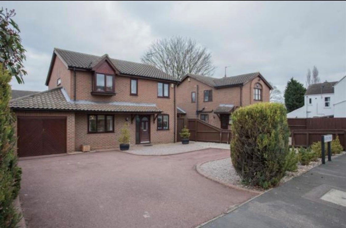 4 bed detached house for sale in North Street, Stanground, Peterborough