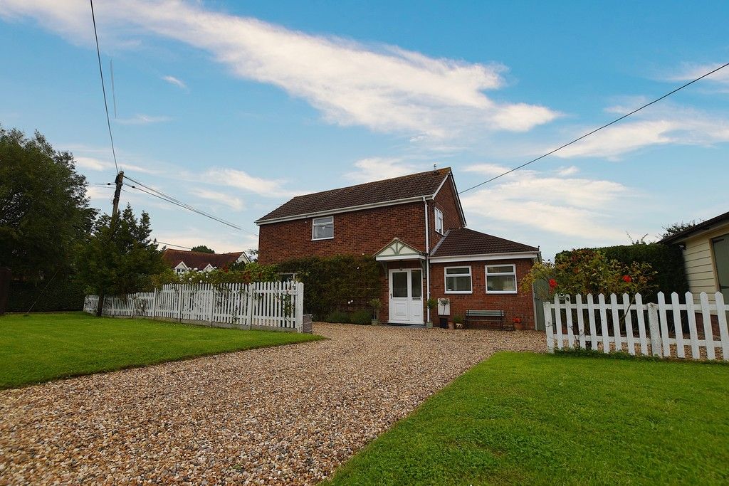 3 bed detached house for sale in Dudley Road, Fingringhoe, Colchester