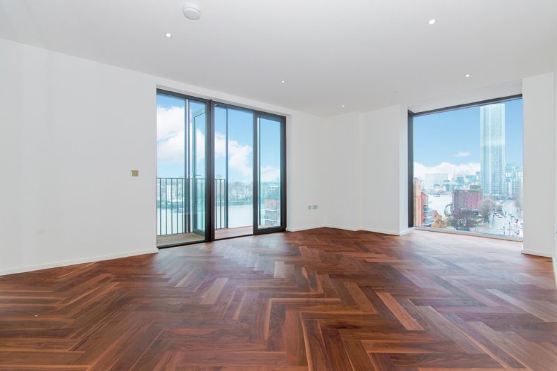 New Union Square, Nine Elms SW8