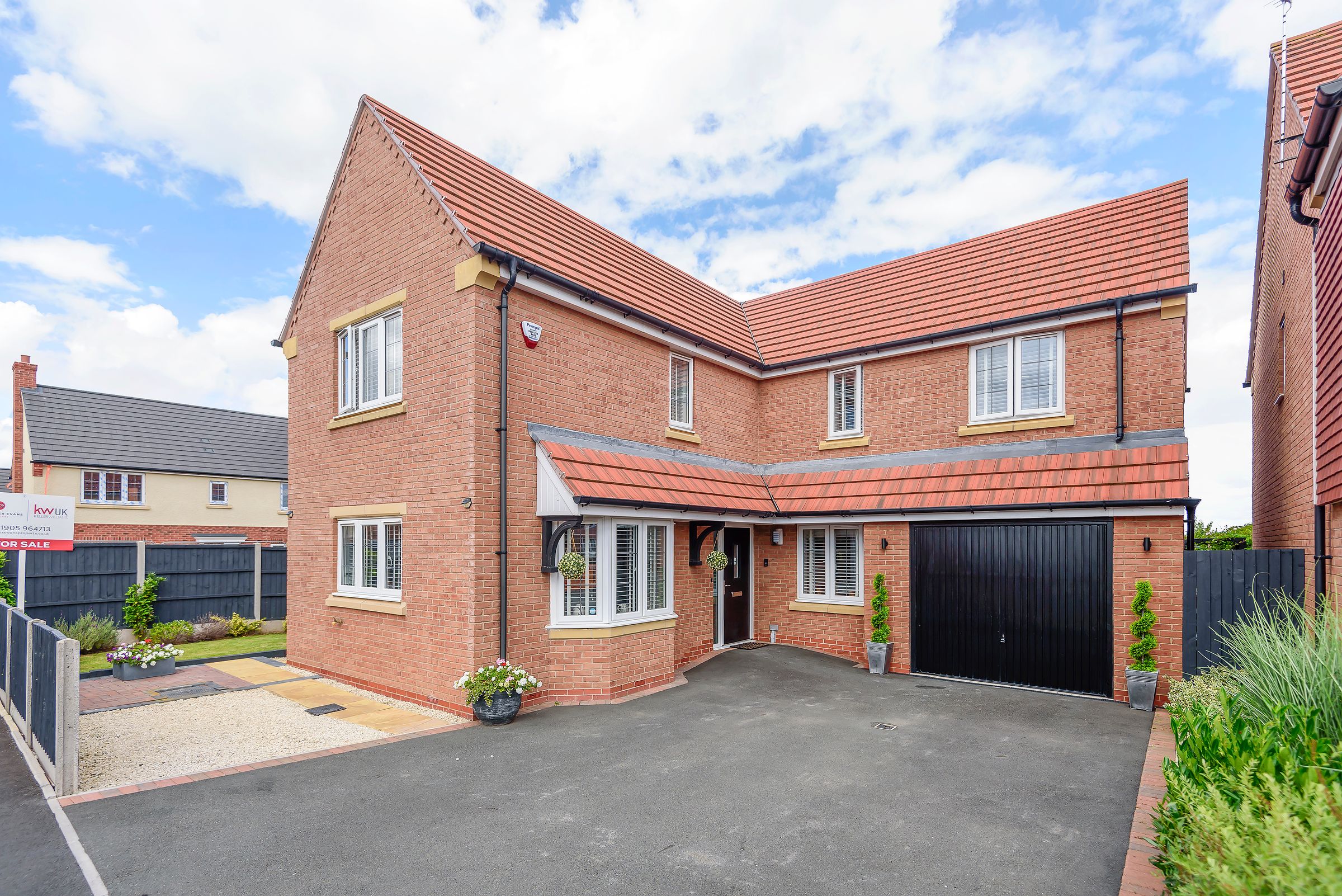 4 bed detached house for sale in Bruton Avenue, Droitwich