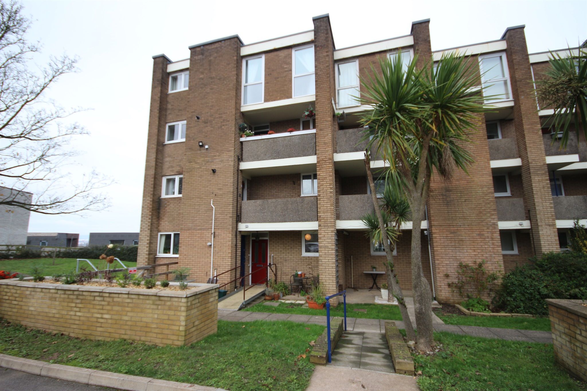 2 bed flat for sale in Dyfed, Northcliffe, Penarth CF64 Zoopla