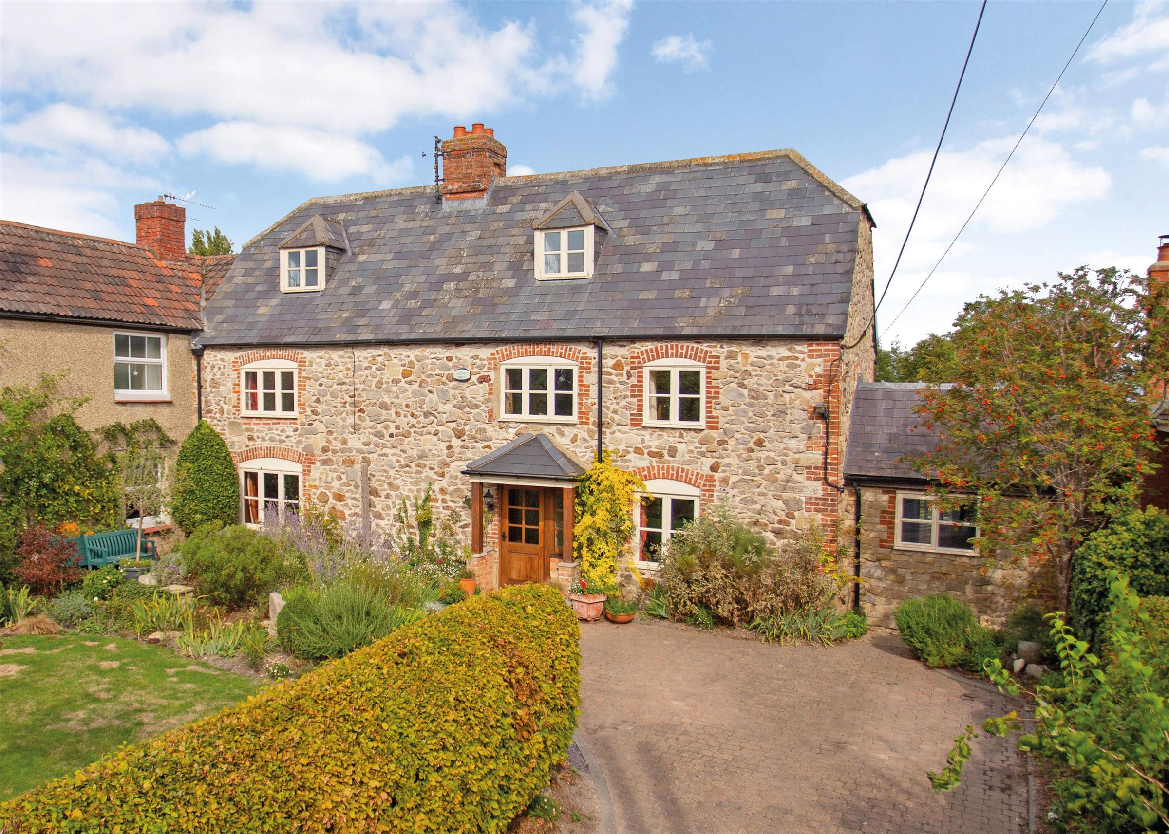 4 bed cottage for sale in High Street, Wanborough, Swindon, Wiltshire