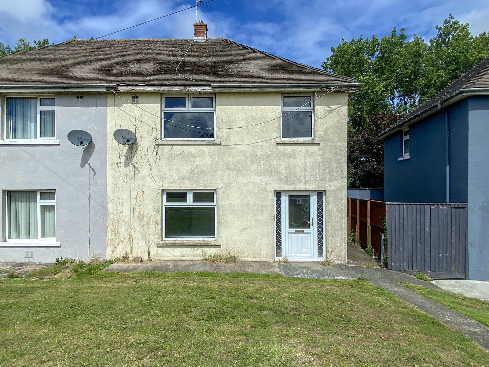 3 bed semidetached house for sale in Coombs Drive, Milford Haven