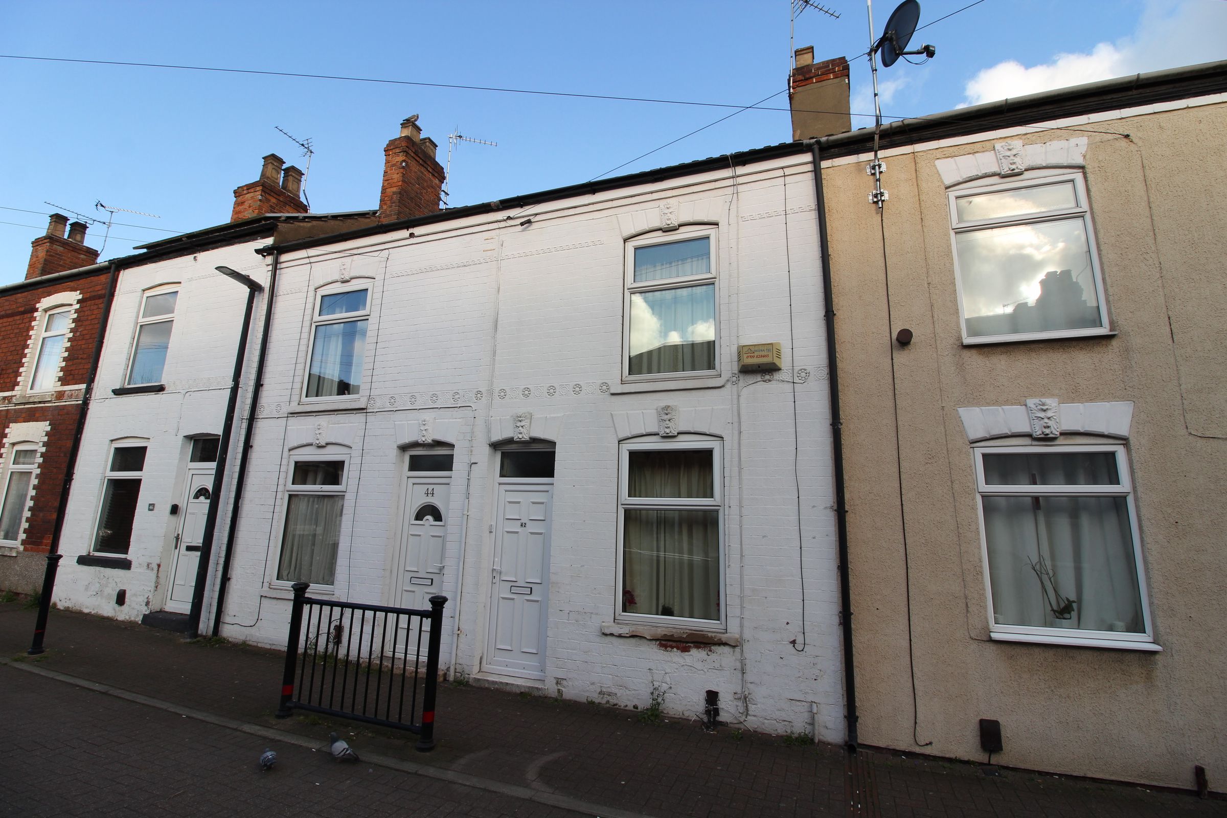 3 bed terraced house for sale in Teale Street DN15 Zoopla