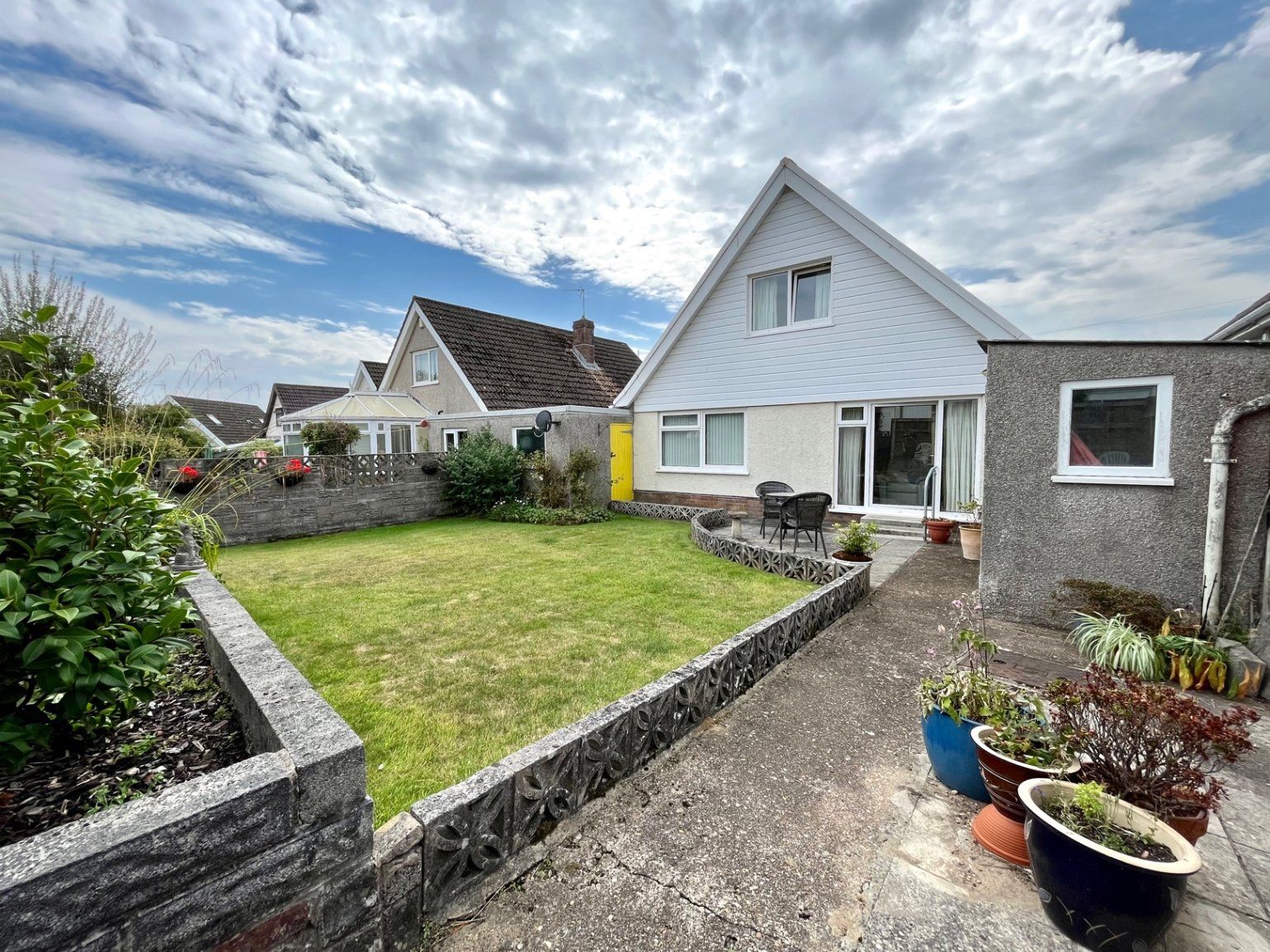 4 bed bungalow for sale in Highpool Close, Newton, Swansea SA3 Zoopla