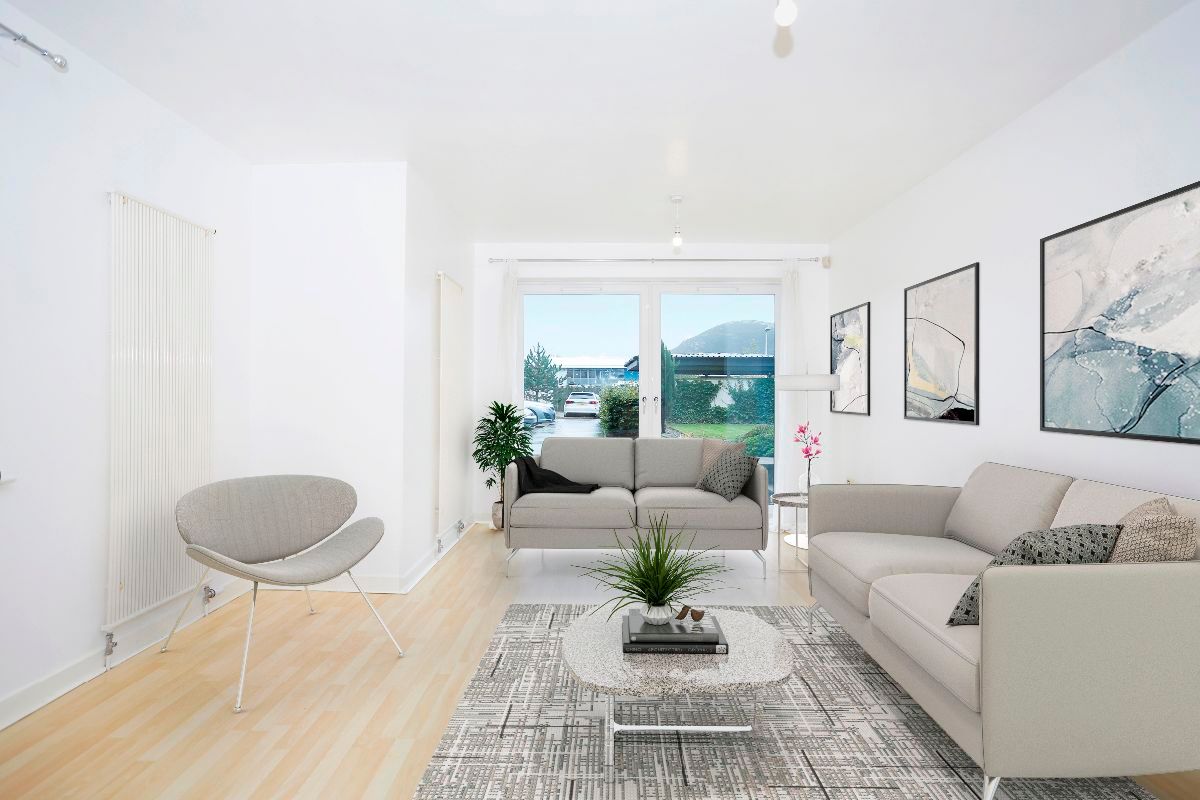 33 (Flat 2) Peffer Bank, Peffer Bank, Edinburgh EH16