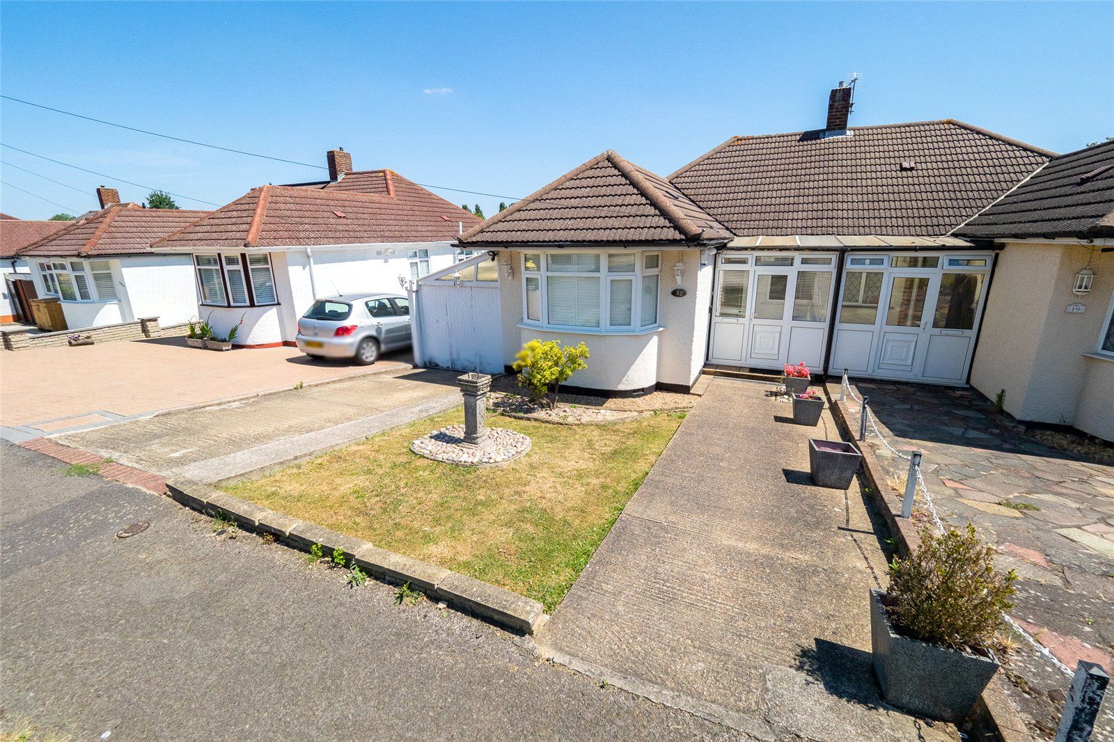 2 bed bungalow for sale in Benfleet Close, Sutton SM1 Zoopla
