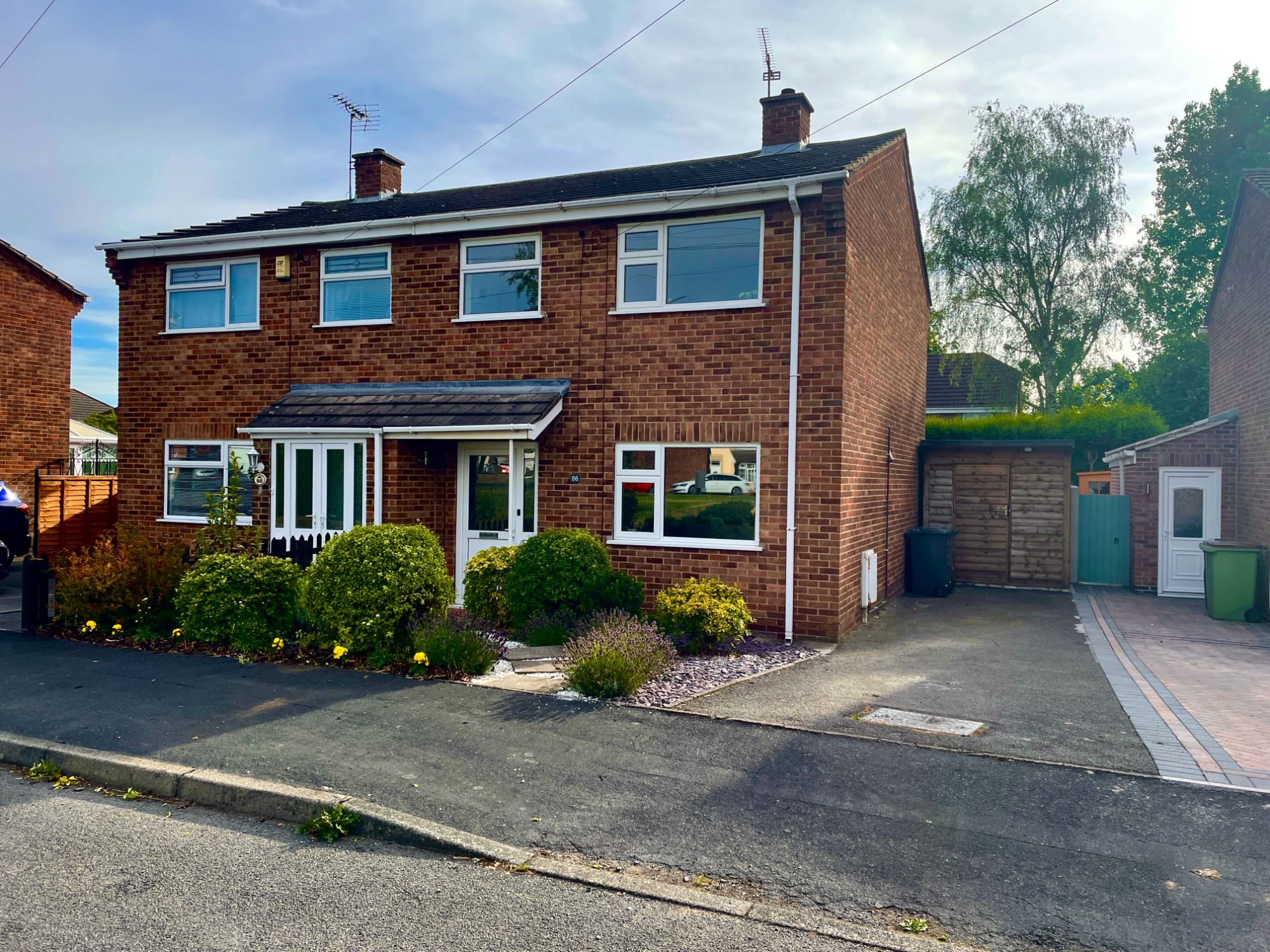 3 bed semidetached house for sale in Charnwood Street, Coalville LE67