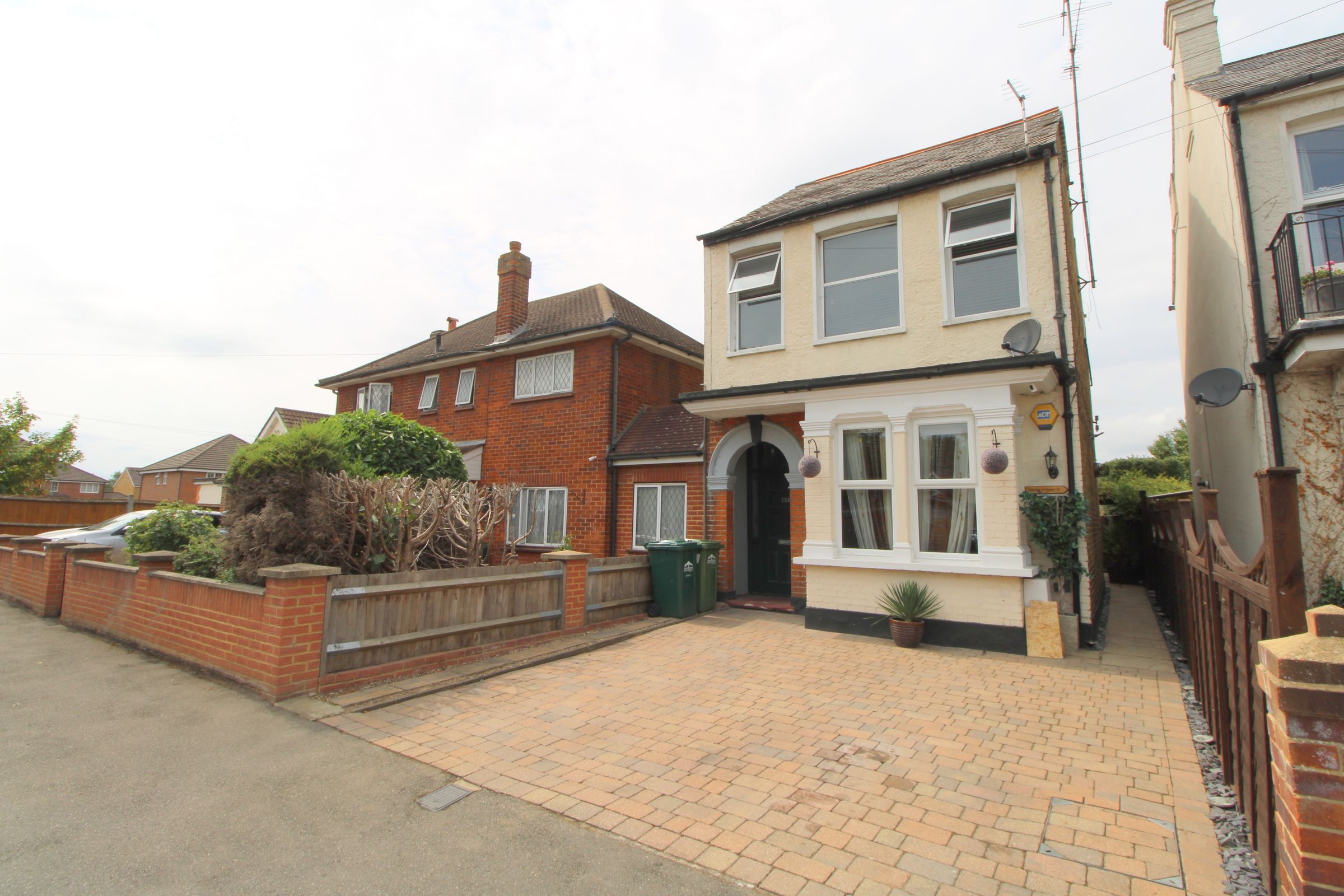 2 bed for sale in Thetford Road, Ashford TW15 Zoopla