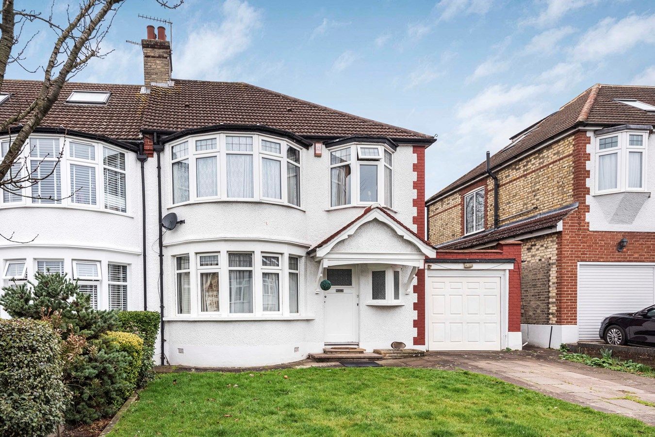 3 bed semidetached house for sale in Hillfield Park, Winchmore Hill
