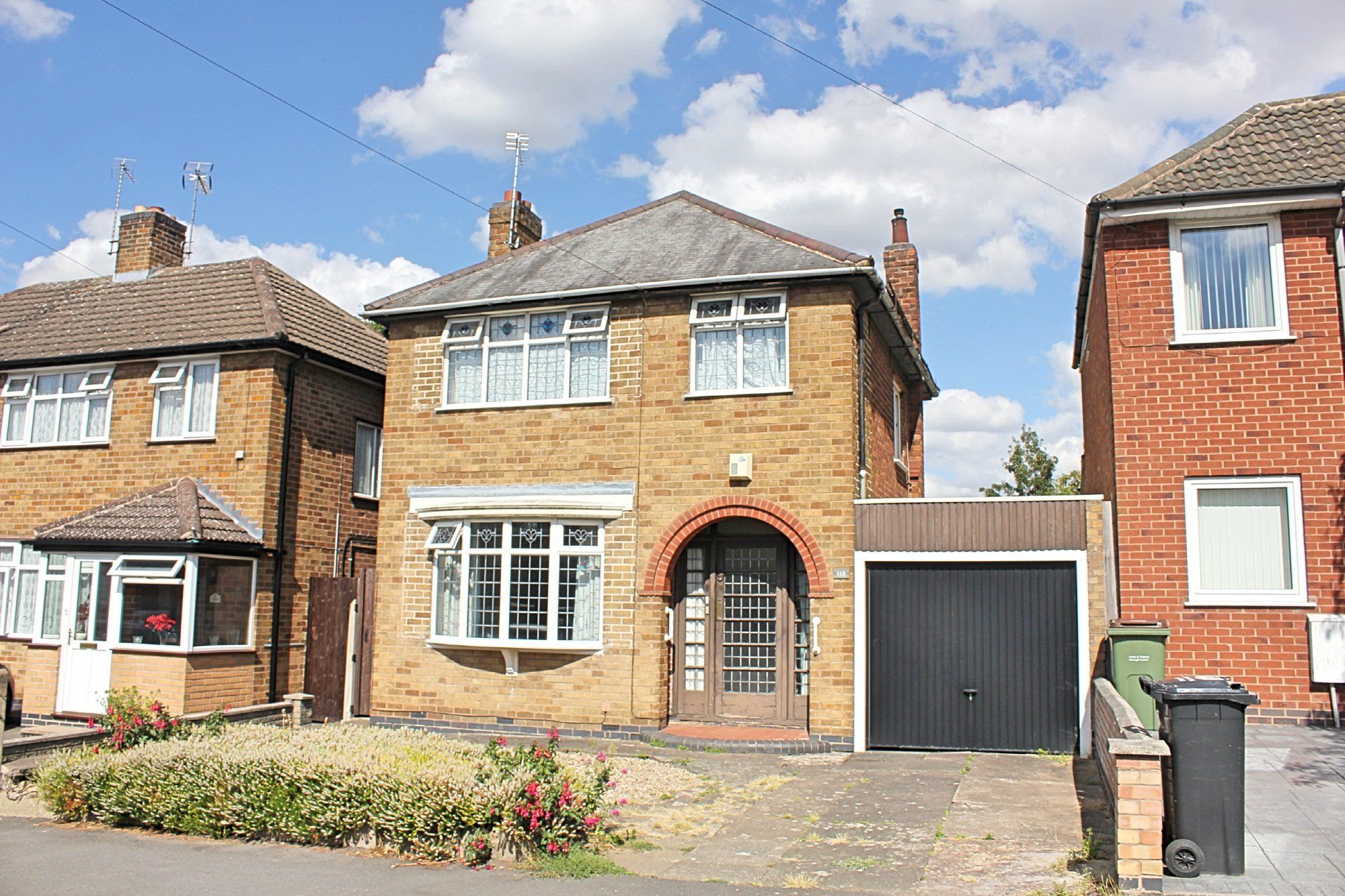 3 bed detached house for sale in Grange Road, Wigston LE18 Zoopla
