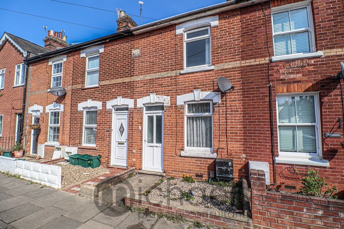 2 bed terraced house for sale in Winchester Road, Colchester CO2 Zoopla