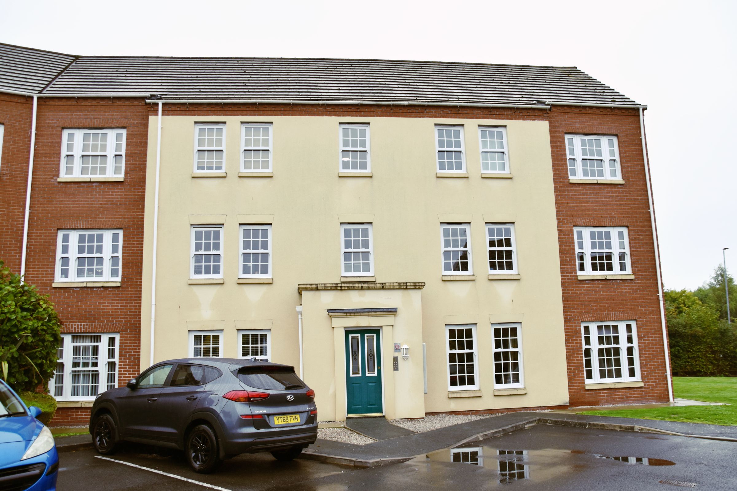 2 bed flat for sale in Tyldesley Way, Nantwich CW5 Zoopla
