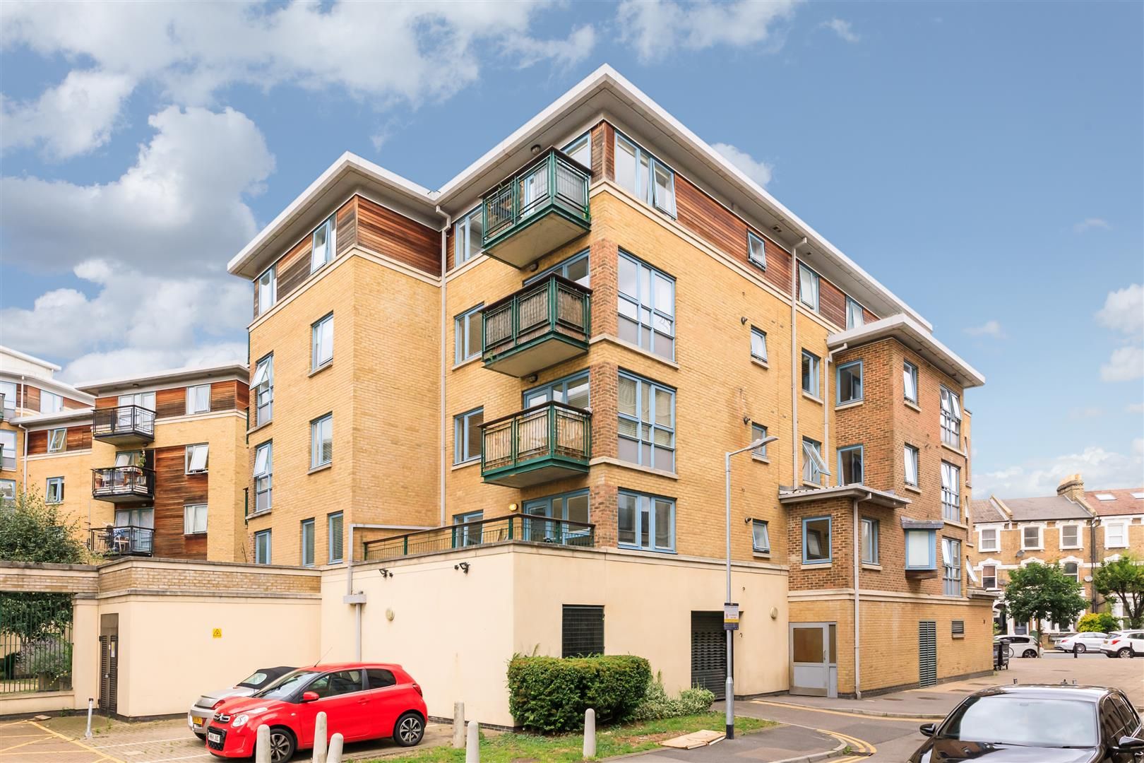 Hexton Court Brownswood Road Finsbury Park N4  