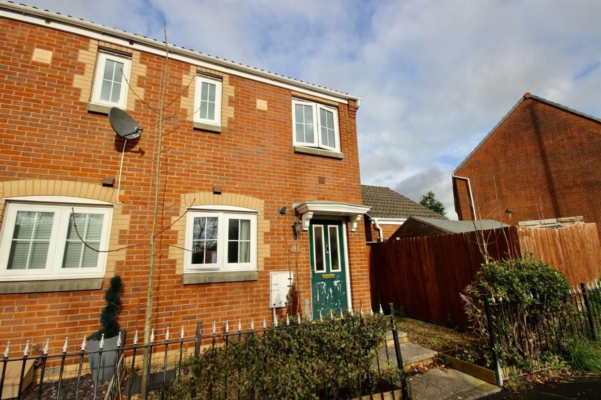 2 bed terraced house for sale in Mill Court, Hafodyrynys, Crumlin