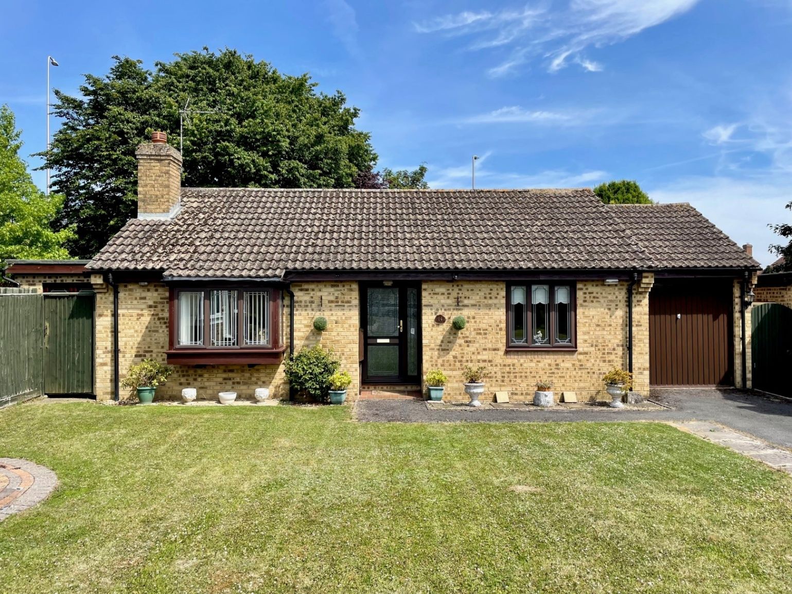 3 bed bungalow for sale in Skillman Drive, Thatcham RG19 Zoopla