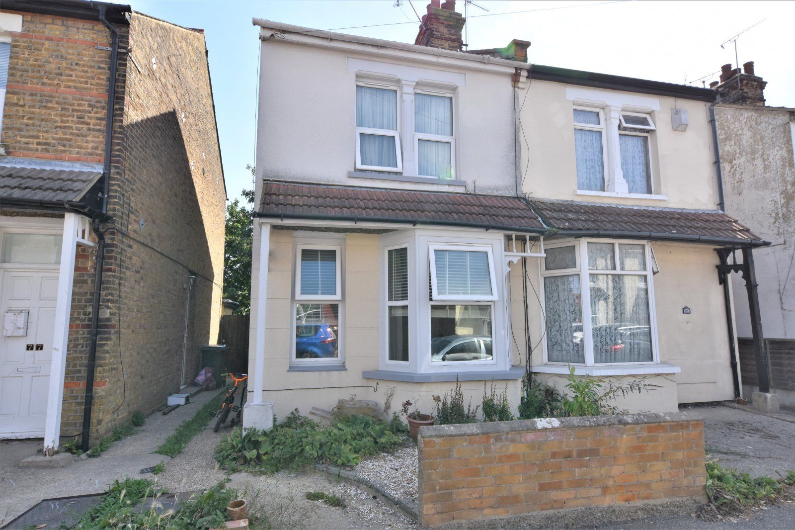 3 bed semidetached house for sale in Richmond Avenue, Shoeburyness