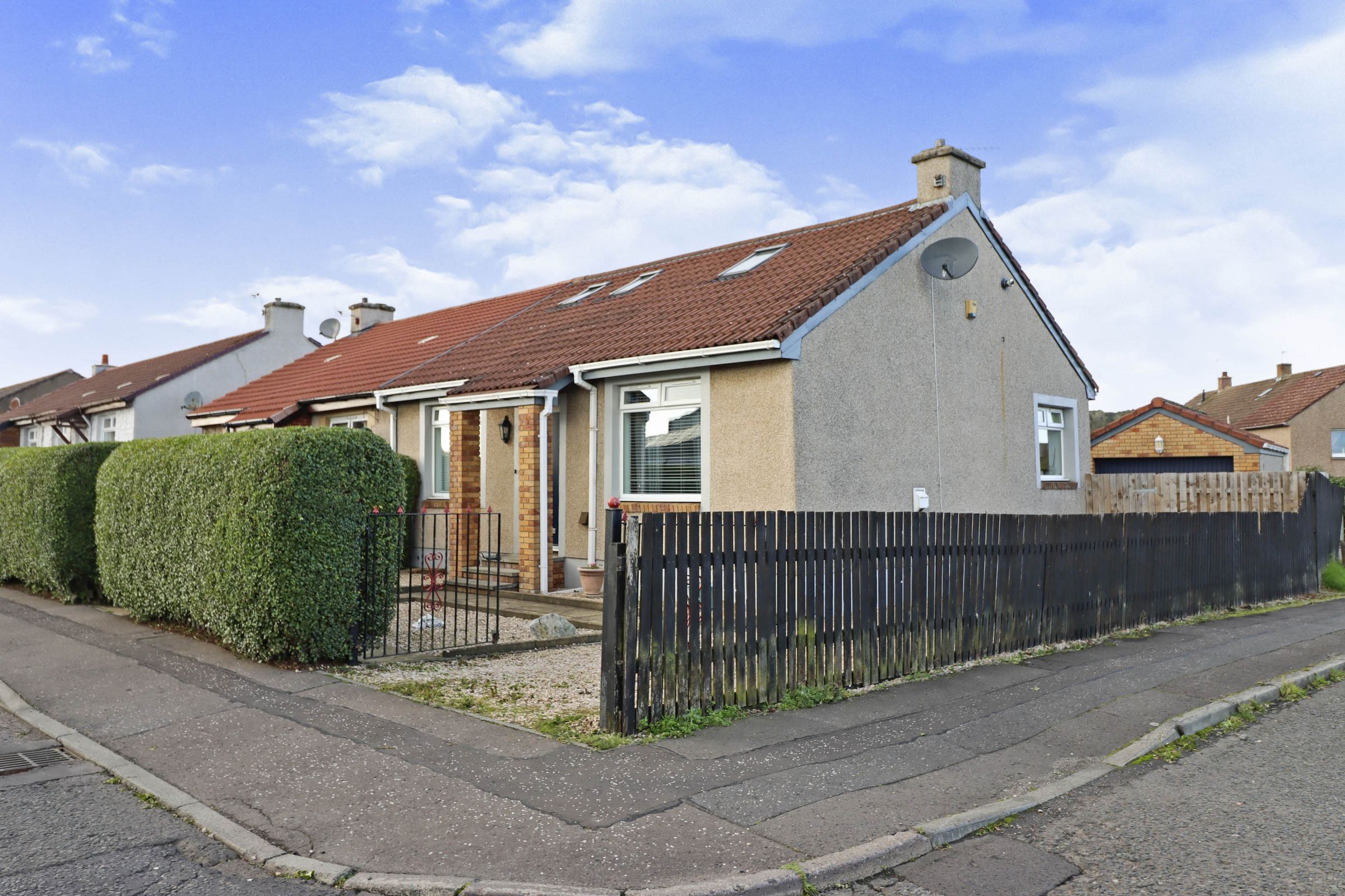 3 bed semidetached house for sale in Woodend Place, Cowdenbeath KY4