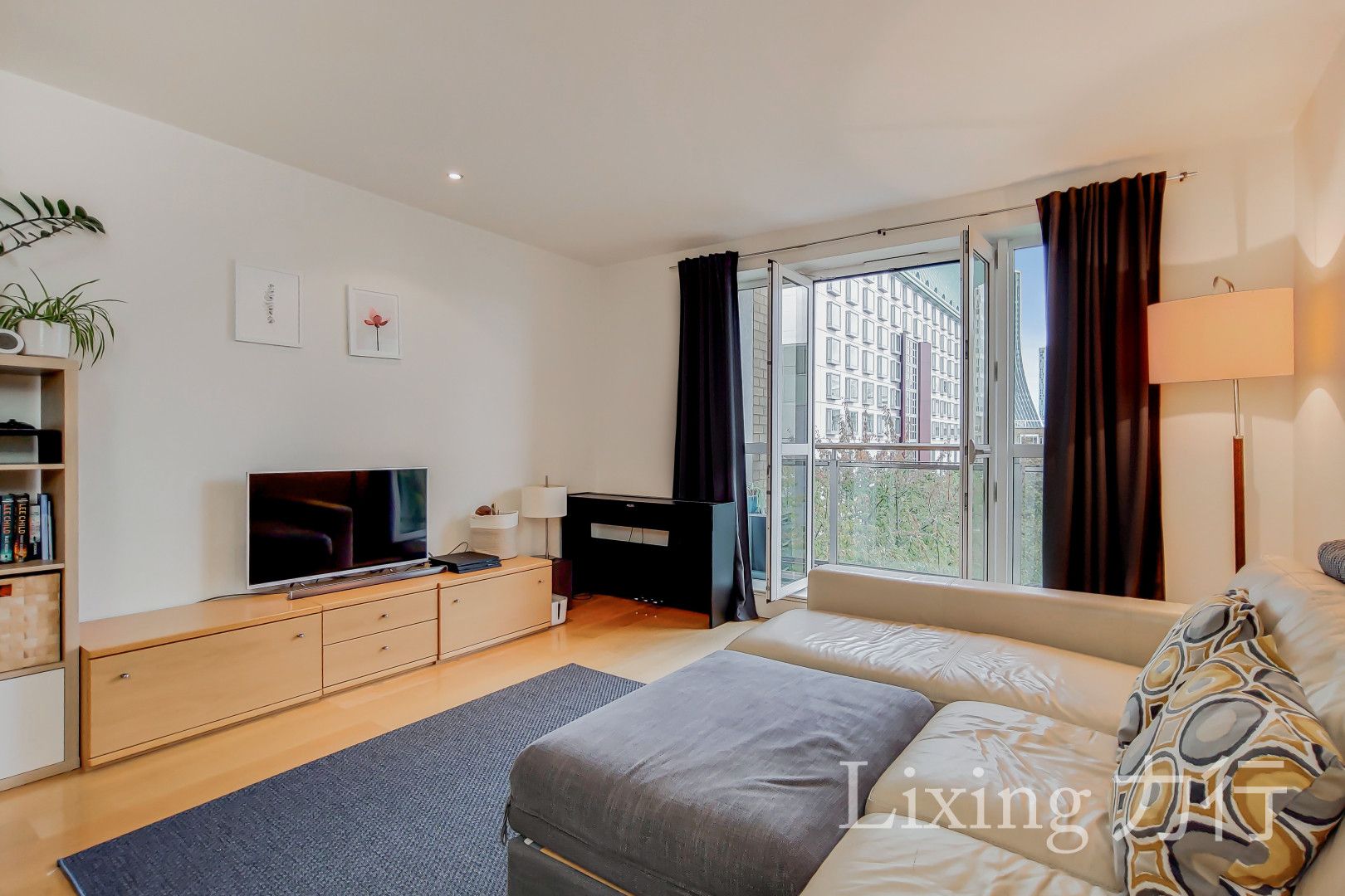 Belgrave Court, Canary Riverside, Canary Wharf, London E14  