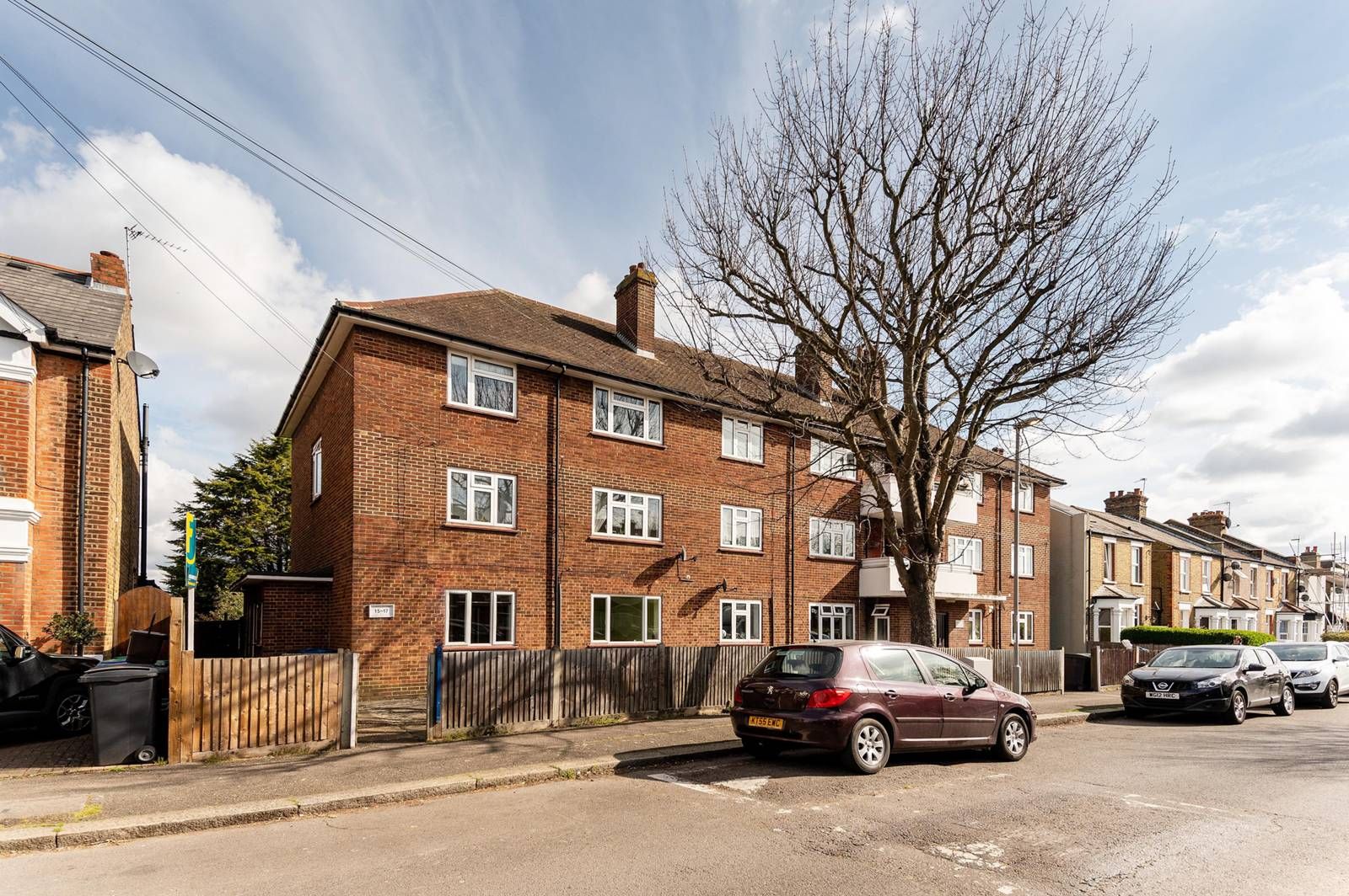 2 bed flat for sale in Ravenscar Road, Surbiton KT6 Zoopla