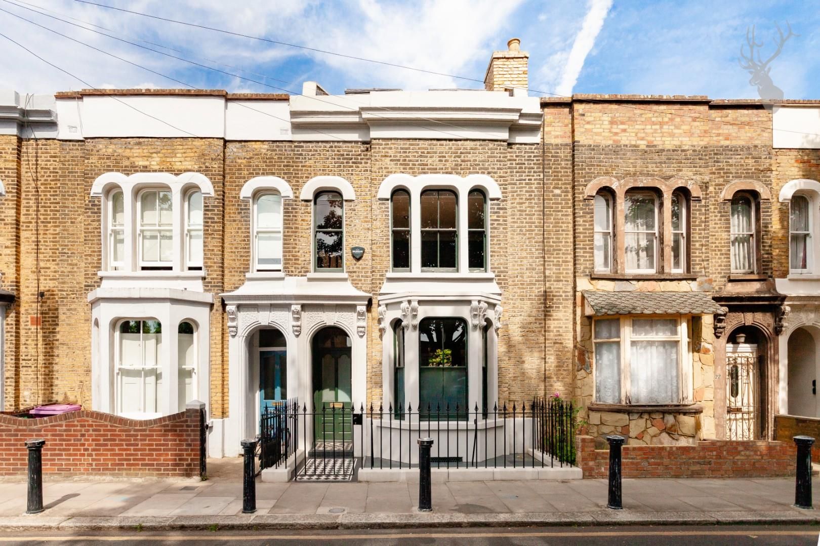 4 bed property for sale in Medway Road, Conservation Area, Bow E3 Zoopla