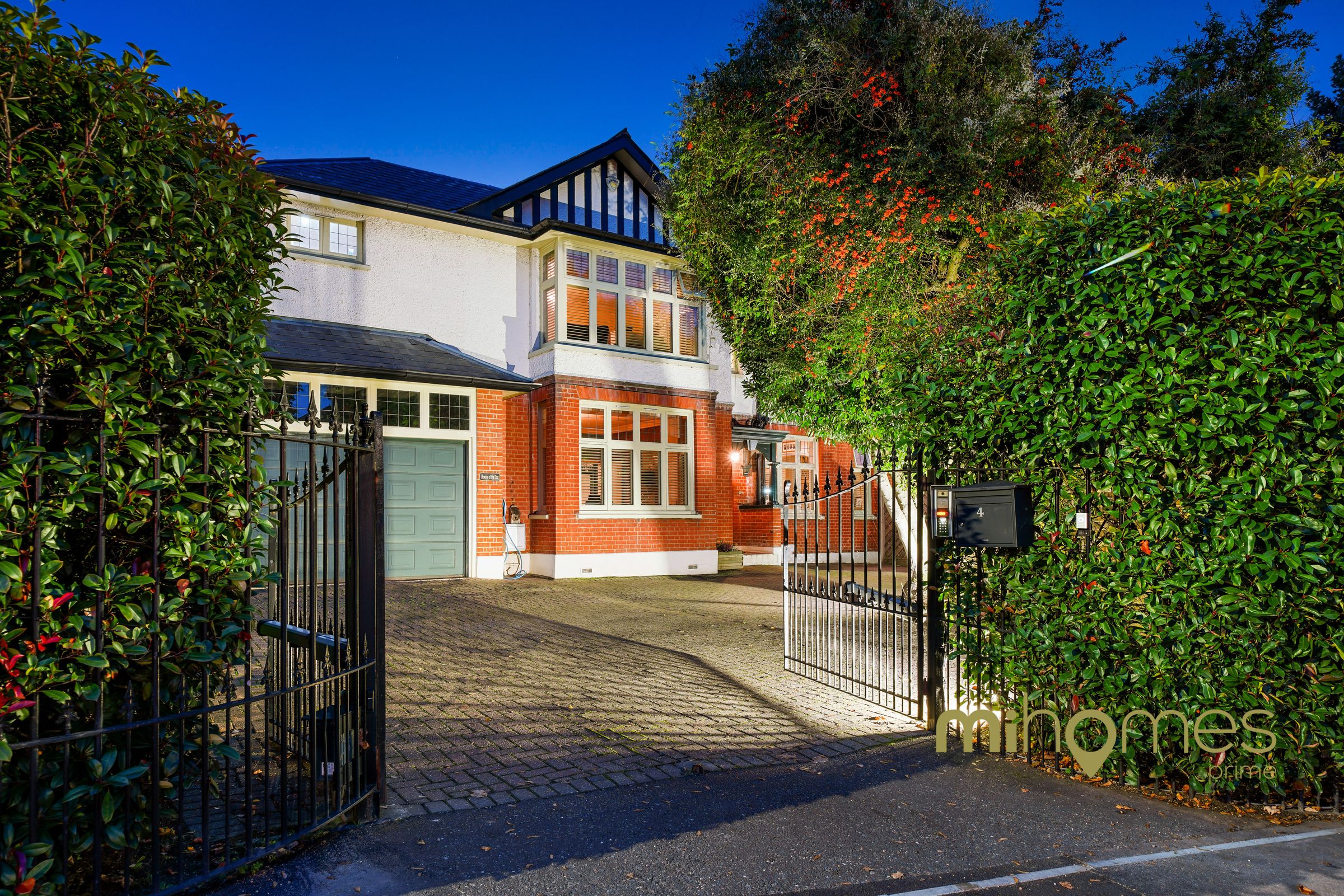 6 bed detached house for sale in Station Road, London N21 Zoopla