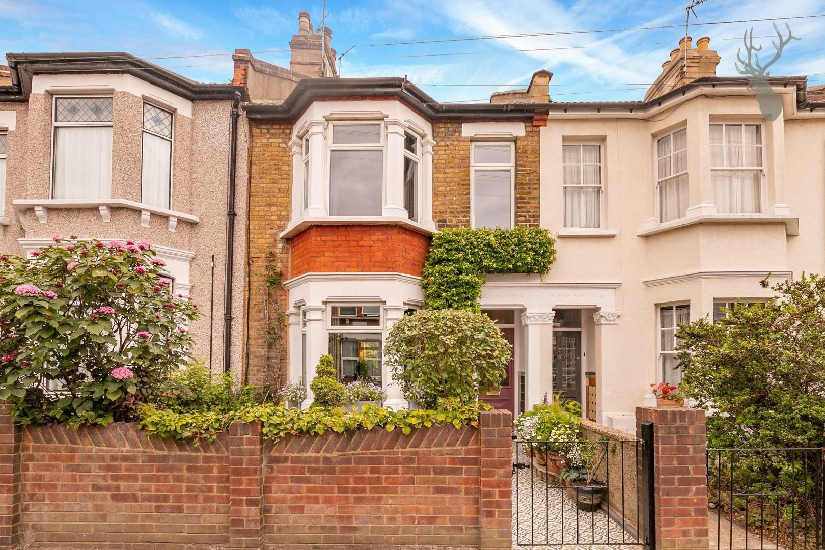 3 Bed Property For Sale In Connaught Road, London E4 - Zoopla